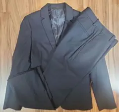 ユニクロ　スーツ　ジャケット、パンツセット