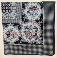 ブラック花柄マルチカバー