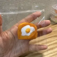タバスクイーズ シリコンスクイーズ　squeeze 手づくり 目玉焼きトースト