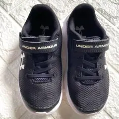UNDER ARMOUR シューズ17センチメートルのサムネイル
