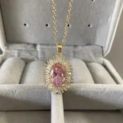 エレガントピンクオーバルネックレス　新品