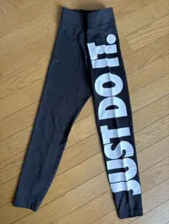 【新品】NIKE スパッツ　レギンス
