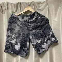 アディダス ショートパンツ