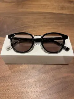 BLANC.. サングラスのサムネイル