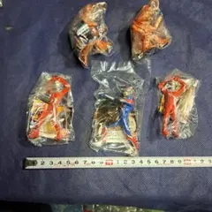 ウルトラマン フィギュア 5体セット (未使用)のサムネイル