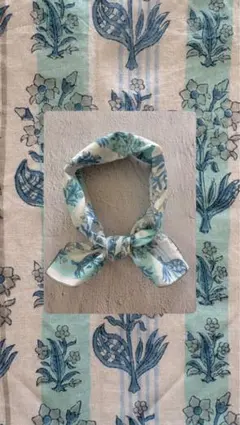 【1点のみ】キッズスカーフ　スカイブルーフラワーストライプ