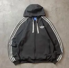 adidas パーカー トレフォイル