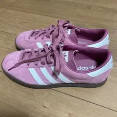 adidas レディース　スニーカー　25cm