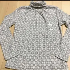 ユニクロ　カットソー 長袖　140サイズ　ハイネック　未使用品　綿100%