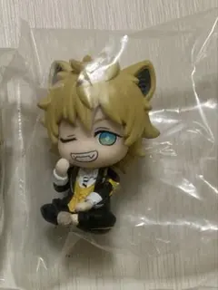 ツイステ ラギー 肩ズン