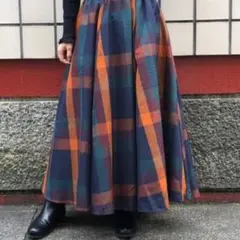 ビッグチェックフレアロングスカートのサムネイル