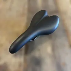 VELO 自転車用サドル ブラックのサムネイル