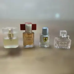 PRESTIGE ET COLLECTIONS ミニ香水6個セット - メルカリ