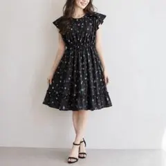 DOLLY GIRL BY ANNA SUI ワンピース 総柄 フレア ブラックのサムネイル