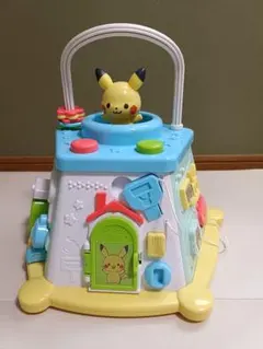 ポケモン ピカチュウのドキドキかくれんぼゲーム - メルカリ