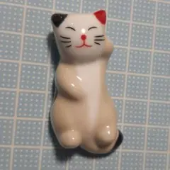 猫の形 陶器製 箸置き 猫形 陶器製品 箸置 可愛らしいデザイン ねこ ネコ 猫