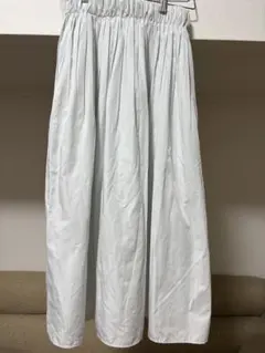 ユニクロ　ボリュームギャザースカート　ライトグレー