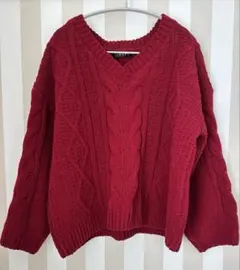INGNI 赤 ケーブルニット Vネックセーター