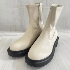 訳あり美品‼️ショートブーツ　トラックソール　ホワイト　厚底　M