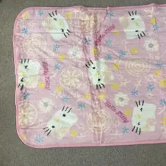 Hello Kitty 敷きパッド ピンク 花柄