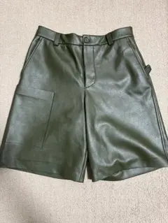 ZARA フェイクレザー ハーフパンツ M オリーブ カーキ ショートパンツ