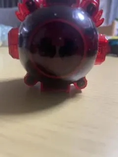 仮面ライダー 赤い球形玩具