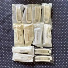 【未開封】アメニティ　ホワイト ヘアブラシ 折りたたみ式　12個セット