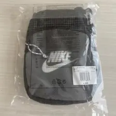 NIKE ショルダーバック　ヘリテージ2.0