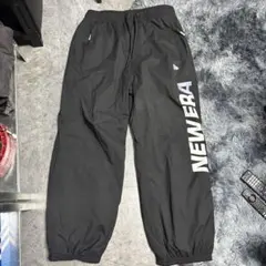 NEW ERA スノーウェア パンツ ブラック Mサイズのサムネイル