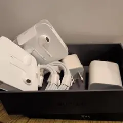 純正Apple Lightningケーブルと純正イヤホンセット　純正充電器付き