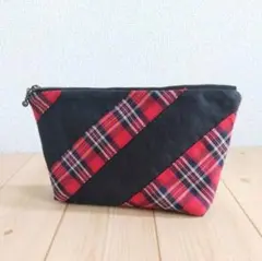 SALE　パッチワーク大きめ20cmポーチ　通帳ケース　タータンチェック　913