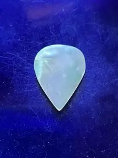 ★最高級希少貝★夜光貝ギターピック⑦