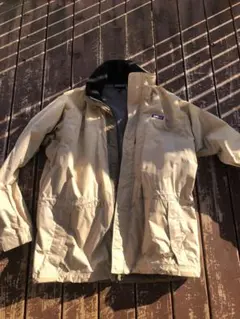 Patagonia ナイロンジャケット ベージュ
