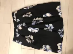 CECIL McBEE 花柄スカート　ネイビー