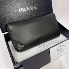 PRADA プラダ 長財布 ラウンドファスナー　三角プレート　サフィアーノレザー
