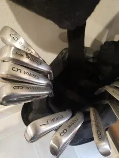 Item thumbnail for item df428cf5-b667-402d-8104-f772d53fcee4