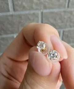 TUTUMI天然ダイヤ両耳ピアス 合計0.3ct K14WG - メルカリ