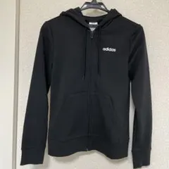 adidas パーカー