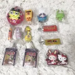 ガチャガチャ　まとめ売り　ミニチュア　たまごっち　お菓子　メゾピアノ　キティ