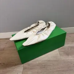 Bottega Veneta フラットシューズ 39 ホワイトのサムネイル