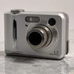 ⭐️美品⭐️単三電池で動くコンデジ⭐️カシオCASIO QV-R40のサムネイル