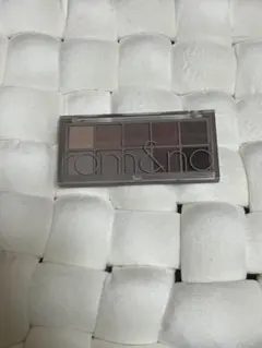 ロムアンド アイシャドウパレット