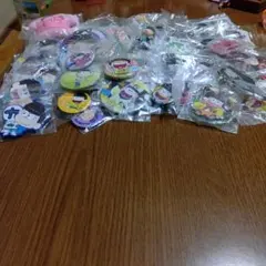 おそ松さん　缶バッチ　ストラップいろいろ　まとめ売り