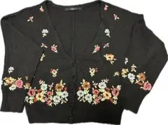 ニットセーター