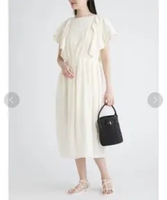 Mila Owen ミラオーウェン 後ろラッフルコクーンワンピース