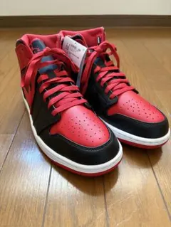 Nike Air Jordan 1 赤黒 ハイカット