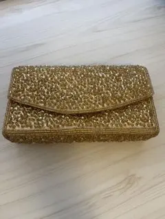お値下げビーズ装飾 ゴールド クラッチバッグ