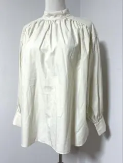 新品★MOUSSY オフホワイト ブラウスのサムネイル