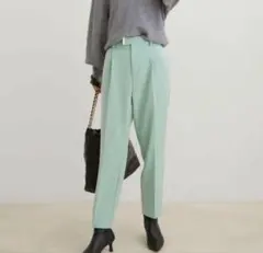 【HOT BEAUTY STRETCH】【洗える】ワンタックテーパードパンツ