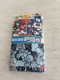 きゃらふるインナー　スーパーマリオ アンダーシャツ130cm